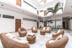 Loft, gym, pool, internet zama