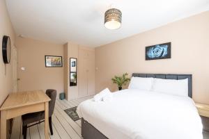 Northern House Free Parking