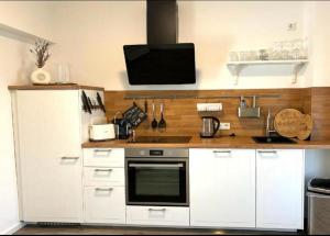 Exklusive Wohnung Mit Ahrblick 2