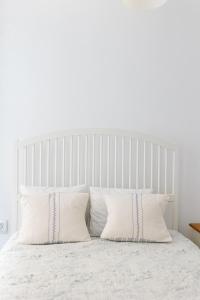 Locart -Cozy Downtown Apartment, near Black Church with Free Wi-fi