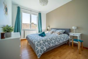 Appartements SAURET : Havre de paix en ville : spacieux et confortable : photos des chambres