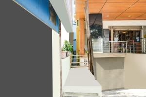 Super Hotel O Bangalore Near Reva Circle Formerly CKA Boarding