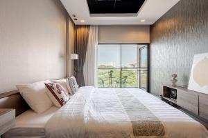 Moda Condo Nimman 609 - Super Deluxe Mountain View next to MAYA