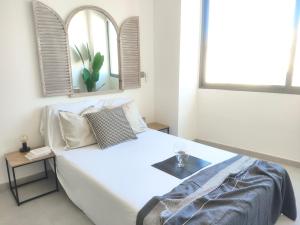 Ático Duplex nuevo con terraza Penthouse with Terrace con Aire Acondicionado Wifi Near parque Ribalta