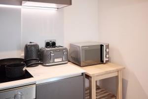 Leeds City Centre Luxury Penthouse with Private Terrace