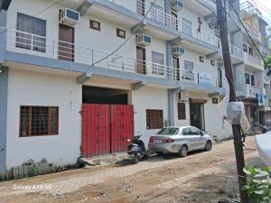 HOTEL BRIJ PALACE Near DSVV HARIPUR KALAN