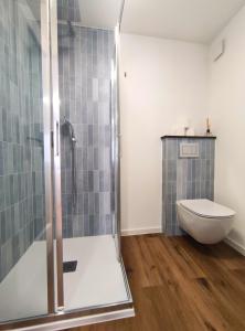 Lions corner - seaside studios