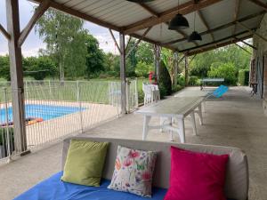 B&B / Chambres d'hotes Logis Du Patis Roux : Chambre Double