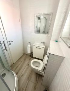 Seaside apartments Polić, Rogoznica