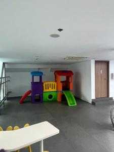 Republic Plaza Saigon Airport