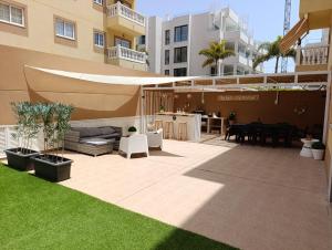 Relax Garden Palm Mar