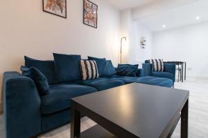 Comfortable 2BR Home with 4 Beds 1 Bath Sleeps 4