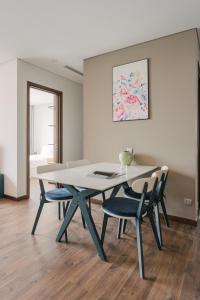 Hi-Home Suites - Ngoai Giao Doan at West Lake Starlake