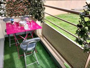 Sejours chez l'habitant Joli T1 avec balcon et parking : photos des chambres