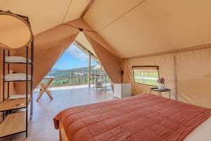 Bukovel Glamping