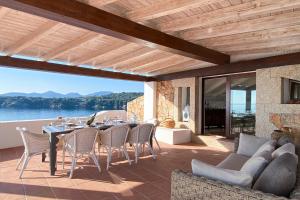 Design apartment overlooking the bay img14