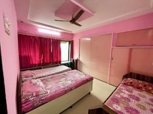 SK HOME STAY only for females