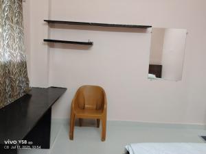 5 Star Yatri Vishram AC & Non AC Dormitory