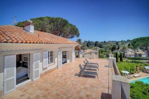 REF 137 - Cap dAntibes seafront - Villa for rent