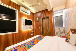 Via Blu Lagoon Inn- Max Super Speciality Hospital andCitywalk Mall