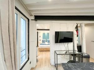 93 - Luxury Flat in Le Marais