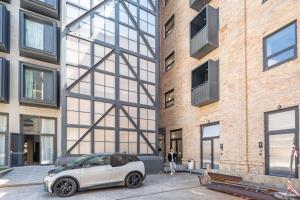 Central - Stylish - Very Comfy