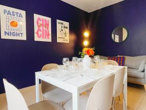 Appartements Suite Othello - Metro Oullins - Wifi : photos des chambres