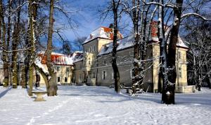 Dwór Sieraków