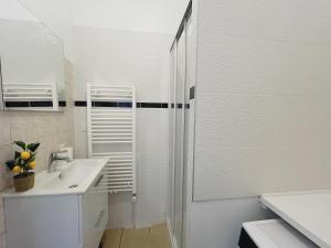 Appartements Suite Terrazzo - Metro Oullins - Wifi : photos des chambres