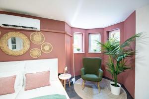 Central - Green - Stylish - Quiet Sleep