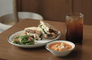 UH FLAT Signature GANGNAM