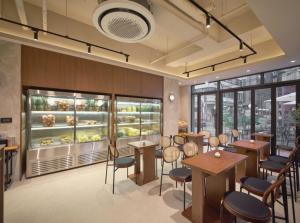 UH FLAT Signature GANGNAM