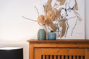 Yellow Flat by GrazRentals with best location & free parking