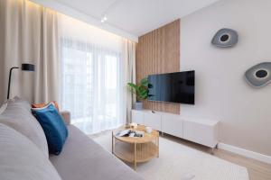 Air-conditioned Apartment with Parking Near Spodek by Renters Prestige