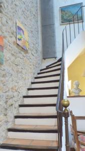 Maisons de vacances Spacious house with garden in Ollioules : photos des chambres