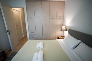 Tsakalof Loft Apartment By Zeus Suites