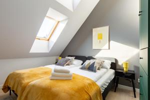 Willa 27 Lakeside Retreat Łączyno by BookingHost