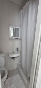Hotels Camelia Prestige - Place de la Nation : Single Room (without lift)