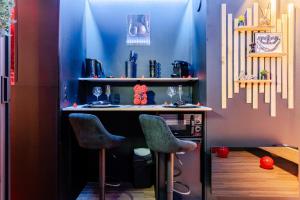 Appartements DARK ROOM - Suite Luxueuse pres de la mer : photos des chambres