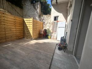 Appartements Appartement Calme avec terrasse Marseille Centre : photos des chambres