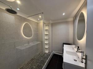 Appartements Air-conditioned, sleeps 8, St-Charles, Wi-Fi : photos des chambres