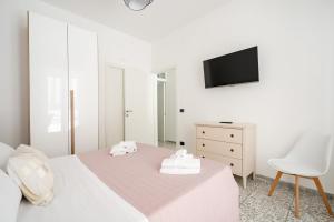 AuGuStea - Studio Home