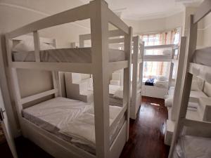 V&A Backpackers Woodstock