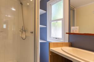 Campings Les Rives d’Auzon Mobil-home 6 pers : photos des chambres
