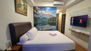 Sea View with Bridge at Gold Coast PIK high floor