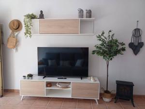 Beautiful ground floor with private garden and spa