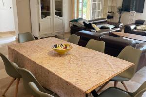 Maisons de vacances A Nice Place To be : photos des chambres