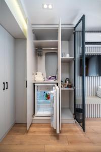 Pia Global - Nevizade