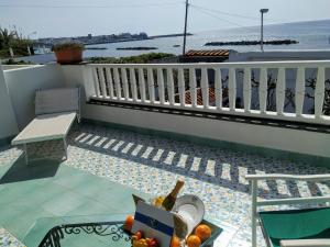 Triple Room with Sea View room in Hotel La Scogliera