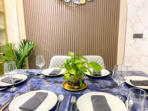 Ultra Luxury 6 Bedroom beside Solaire, Okada